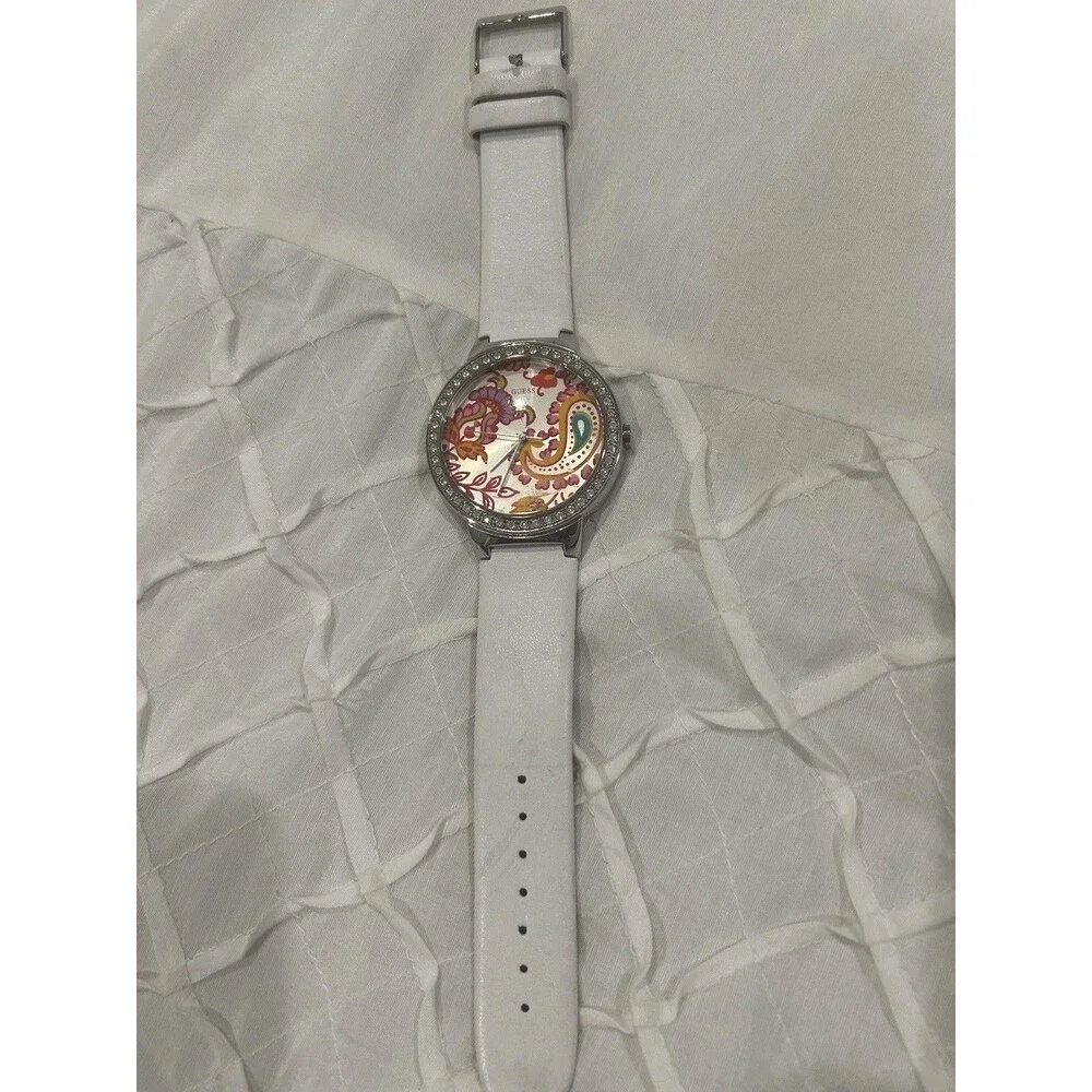GUESS Vintage 90s Colorful Ladies Watch White Leather Band New Battery